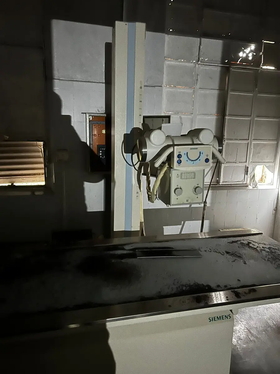 LOTE 015 - 01 EQUIPAMENTO RADIOLÓGICO SIEMENS