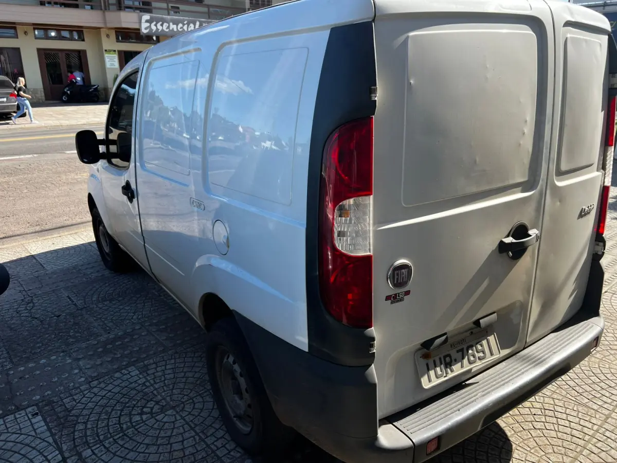 LOTE 000 - Fiat Doblo Cargo 1.8 mpi Fire Flex, ano 2013, branca