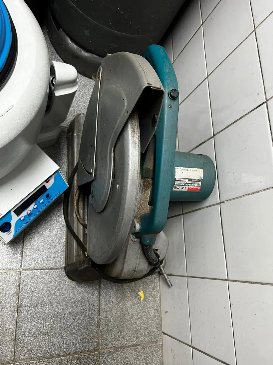 LOTE 002 - LOTE PREJUDICADO - Lote englobado de ferramentas