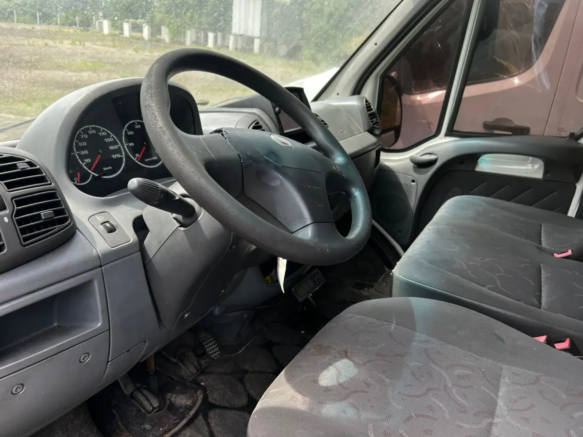 LOTE 004 - O veículo Fiat Ducato Mai. Curta 2.3 T.Alto ME Diesel, Ano 2014