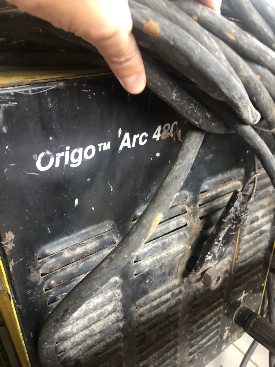 LOTE 001 - LOTE ENGLOBADO DE MAQUIINAS E EQUIPAMENTOS