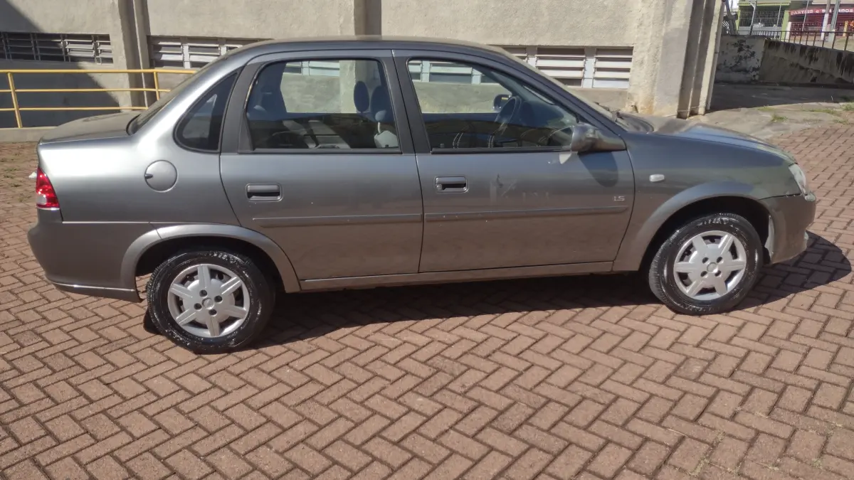 LOTE 028 - GM CLASSIC LIFE 1.0 VHC FLEX POWER