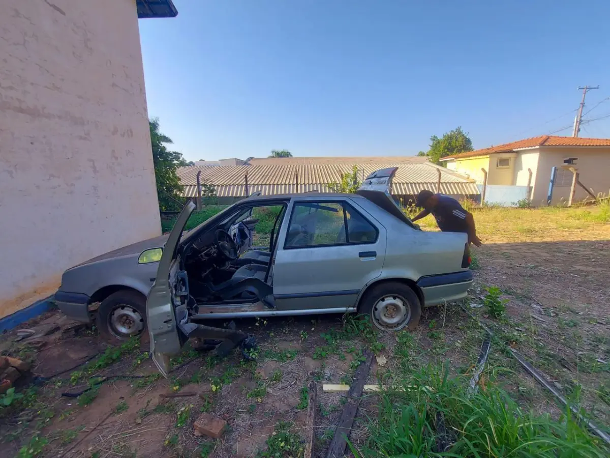 LOTE 027 - RENAULT 19 RT 1.8 I