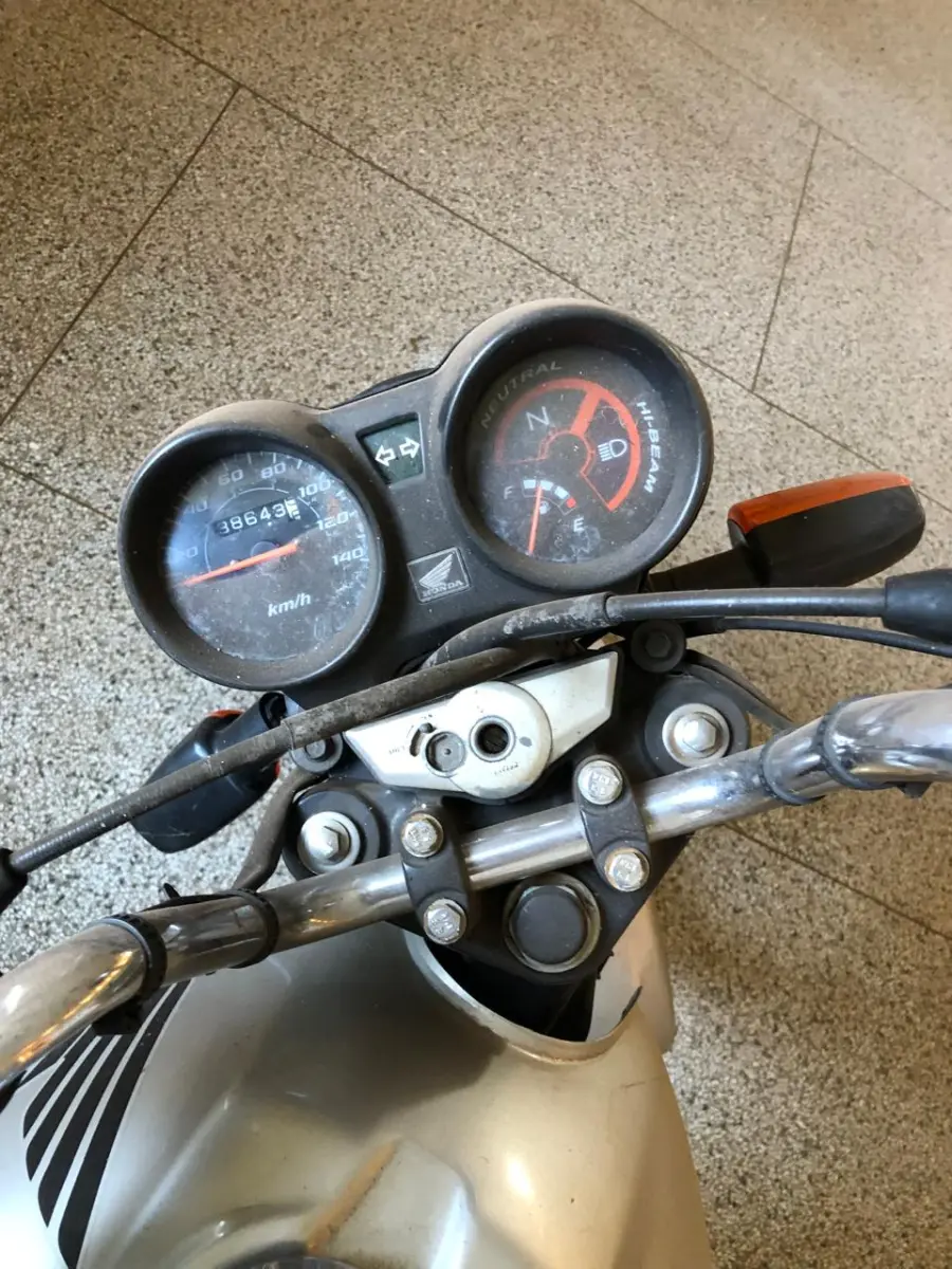 LOTE 009 - HONDA CG 150