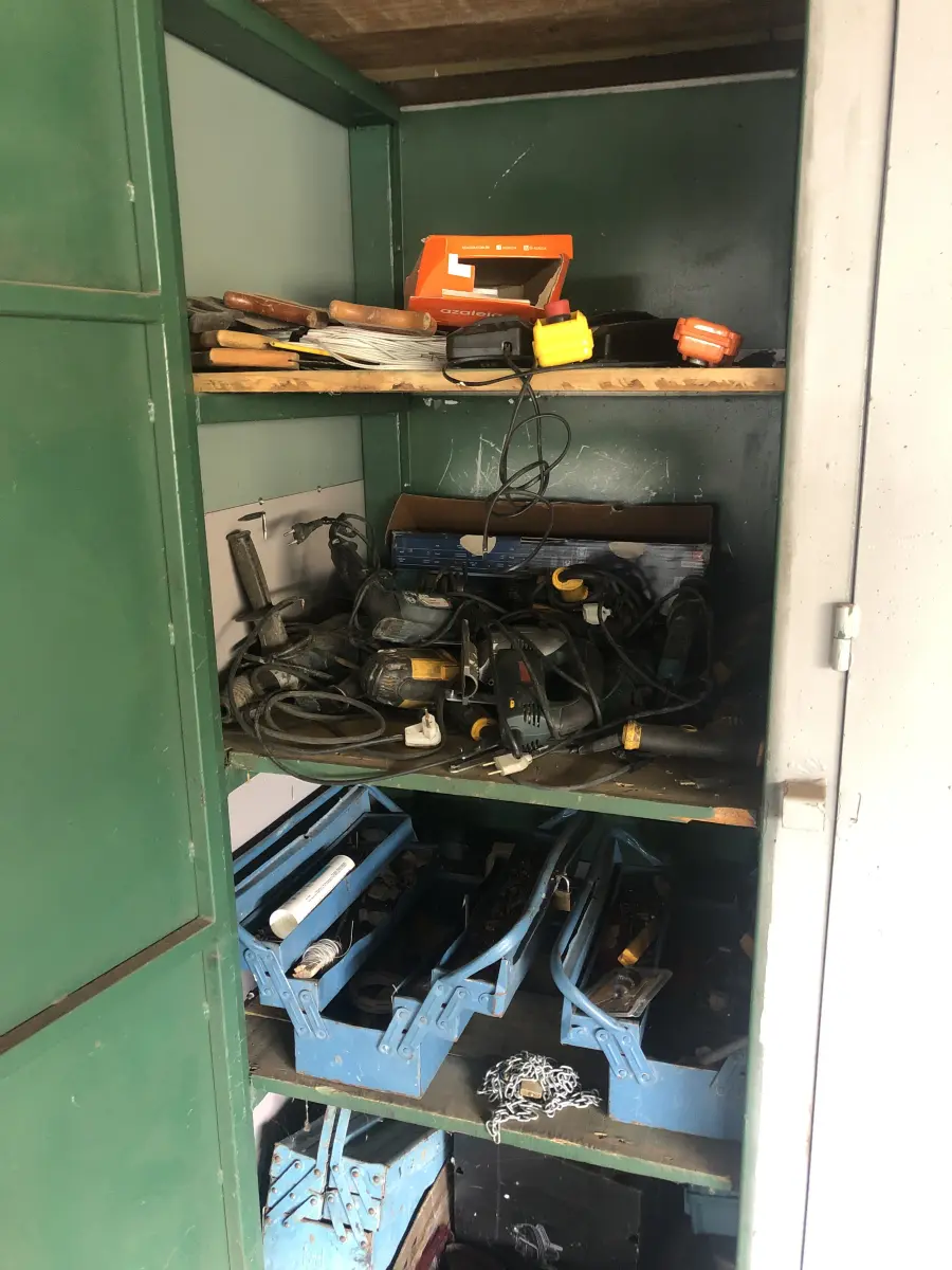 LOTE 001 - LOTE ENGLOBADO DE MAQUIINAS E EQUIPAMENTOS