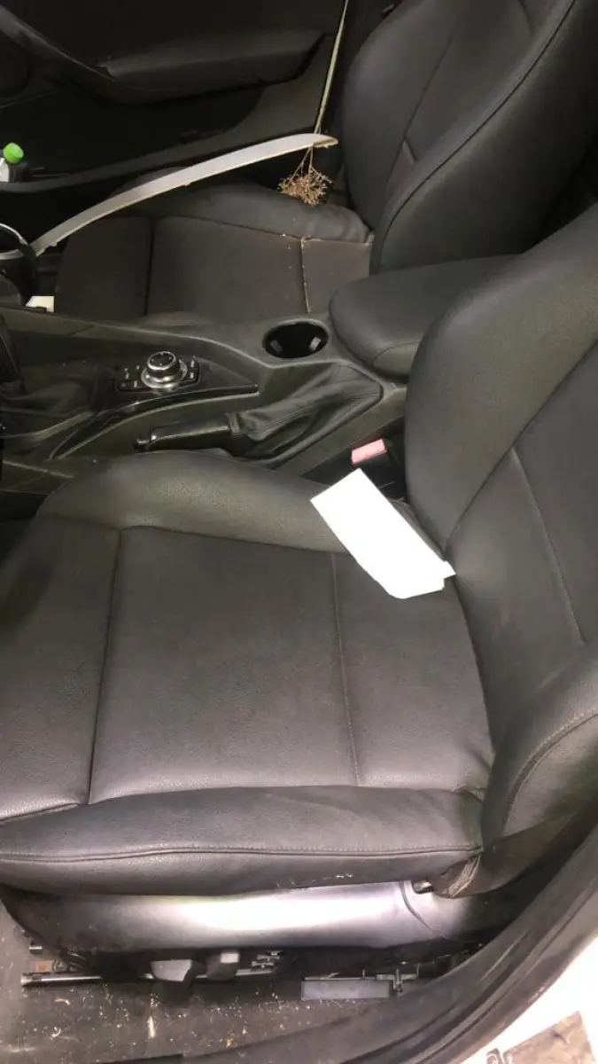 LOTE 001 - BMW X1 XDRIVE 28i 3.0 24v 4x4 Aut., Gasolina, ano 2010/2011, cor branca