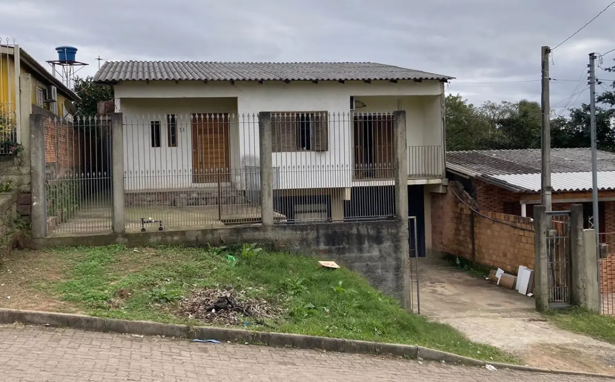 LOTE 122 - Um terreno constituído do lote número seis (6), da quadra número vinte e oito (28)