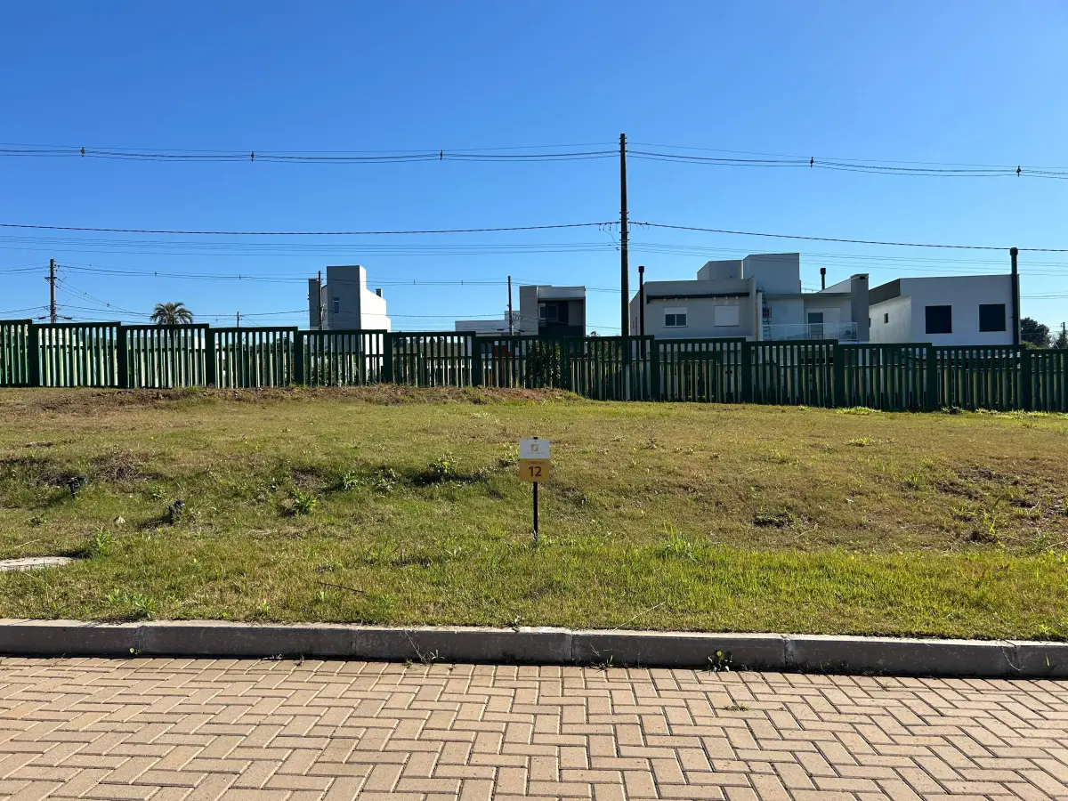 LOTE 000 - Unidade privativa nº 12 do Condomínio Residencial Reserva da Mata, com 198,00m², localizado na Avenida Arrio Feijó, nº 2420.