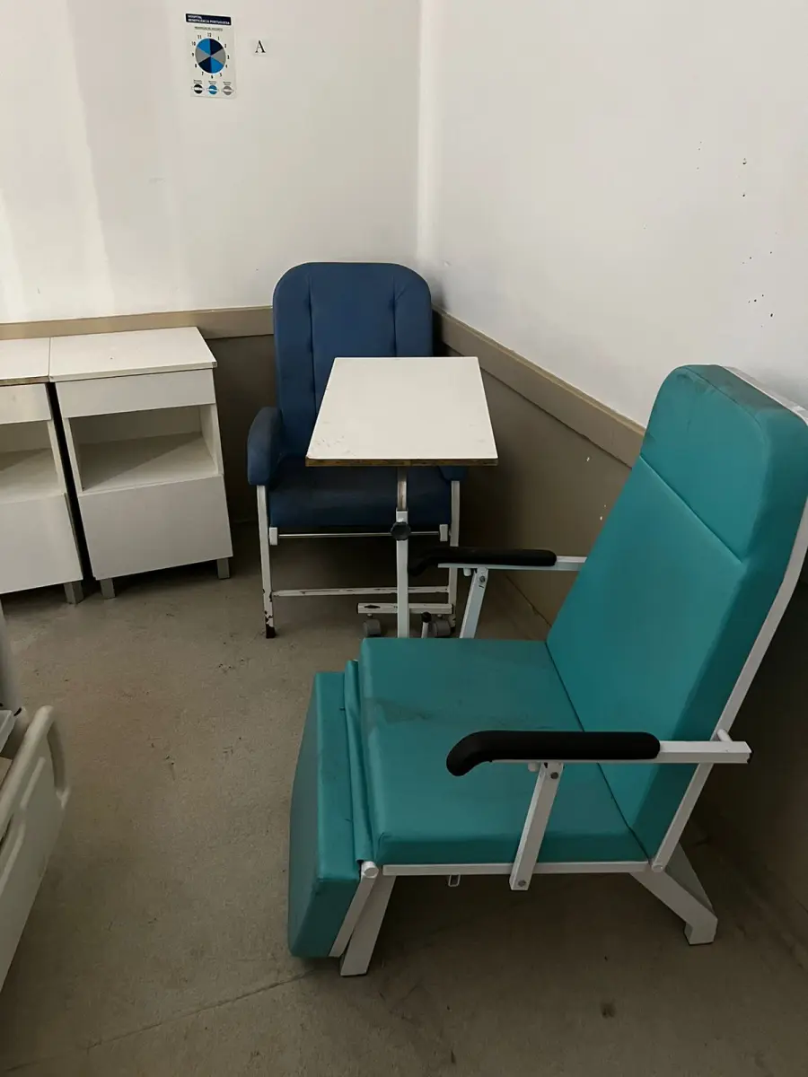 LOTE 001 - Bens móveis LOTE ENGOLBADO