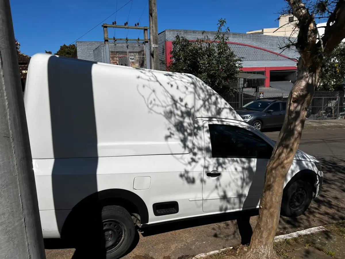 LOTE 002 - Saveiro 1.6Mi Total Flex 8v, fabricação/modelo 2013/2013