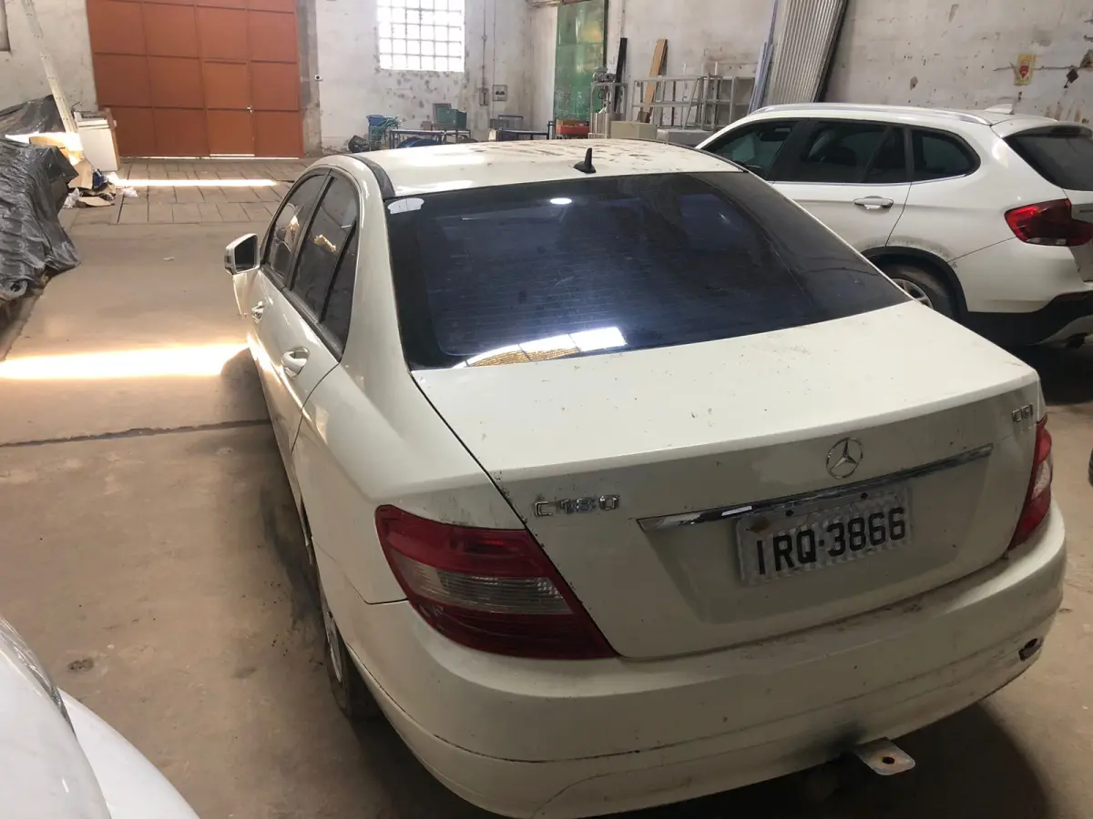 LOTE 003 - Mercedes Benz C-180 CGI 1.8 16V 156cv Aut., ano 2011, cor branca