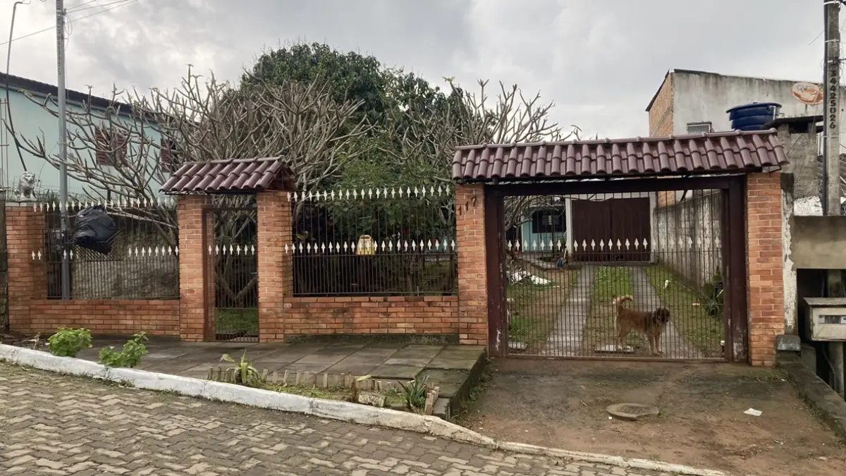 LOTE 064 - Um terreno constituído do lote número dois (2), da quadra número vinte e quatro (24)