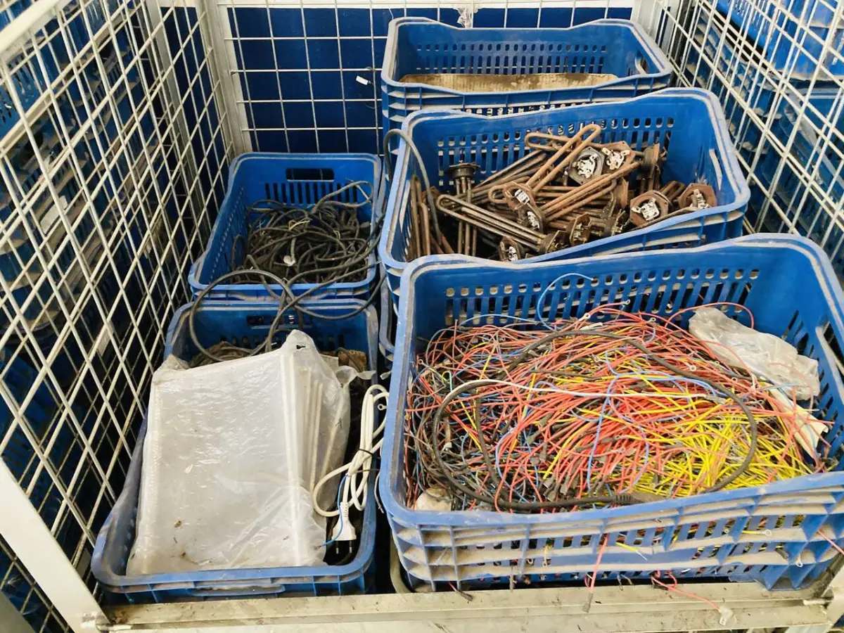 LOTE 007 - Bens diversos