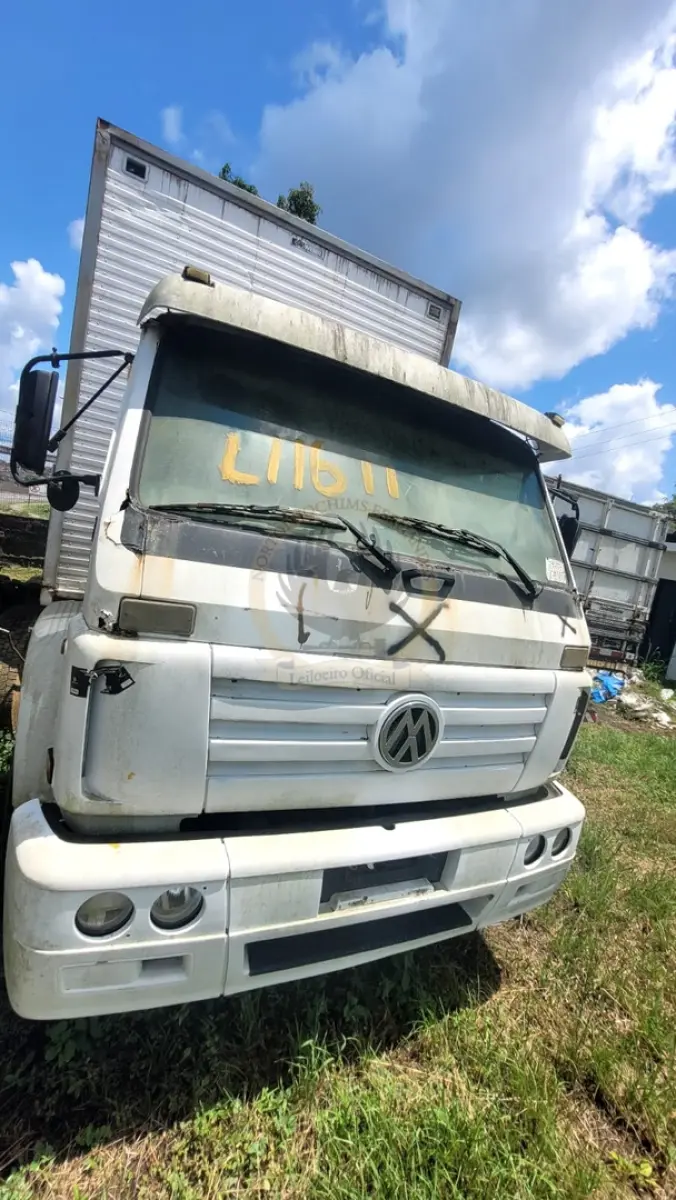LOTE 000 - Volkswagen 17210 2p (diesel), fabricação/modelo 2004/2004