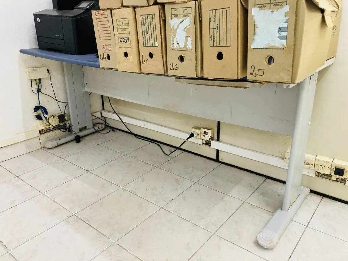 LOTE 007 - Bens diversos