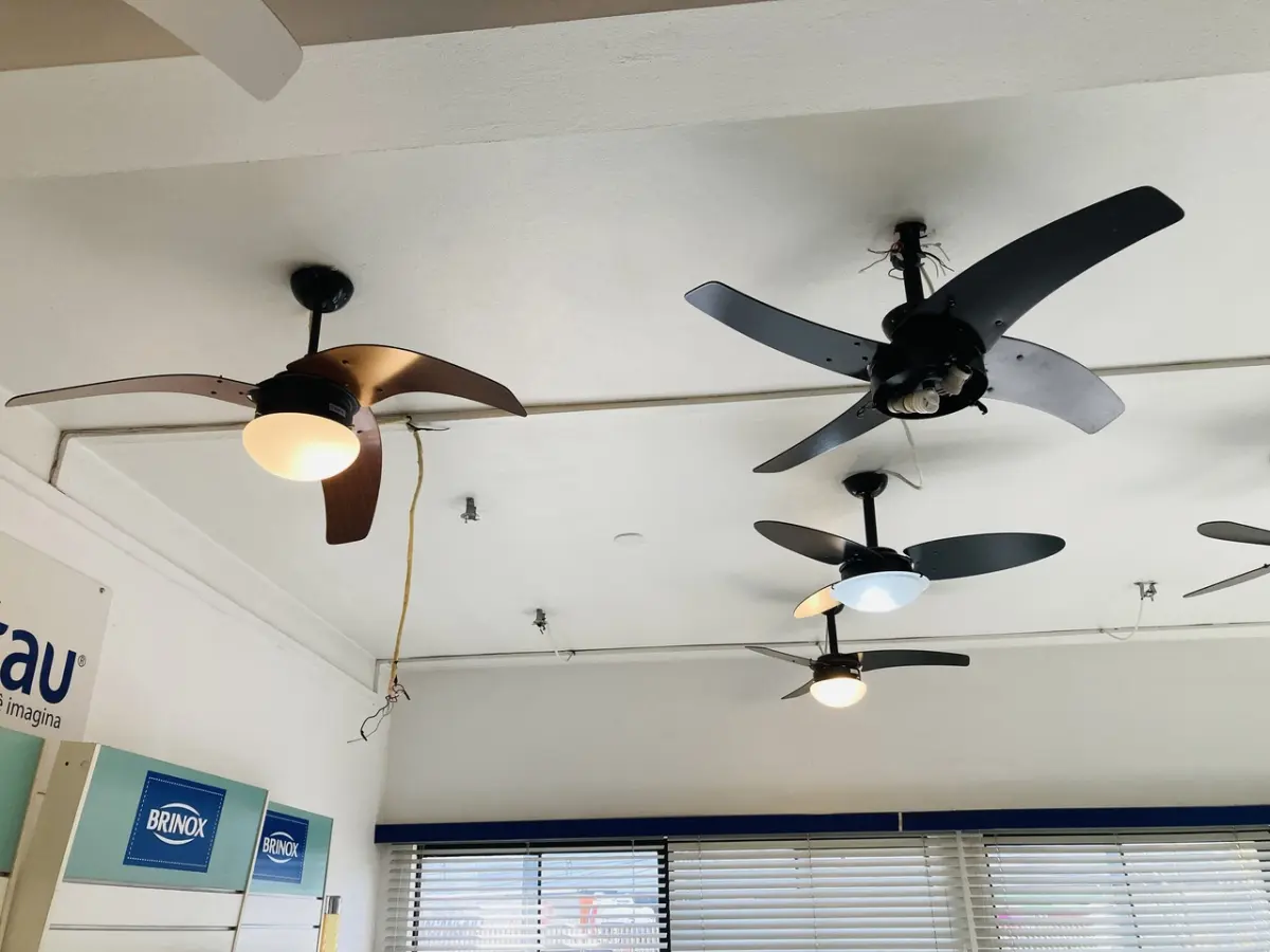 LOTE 007 - Bens diversos