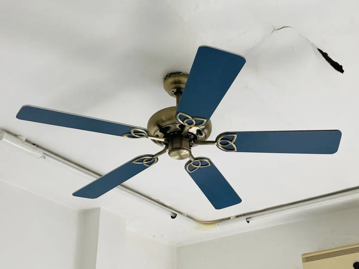 LOTE 007 - Bens diversos