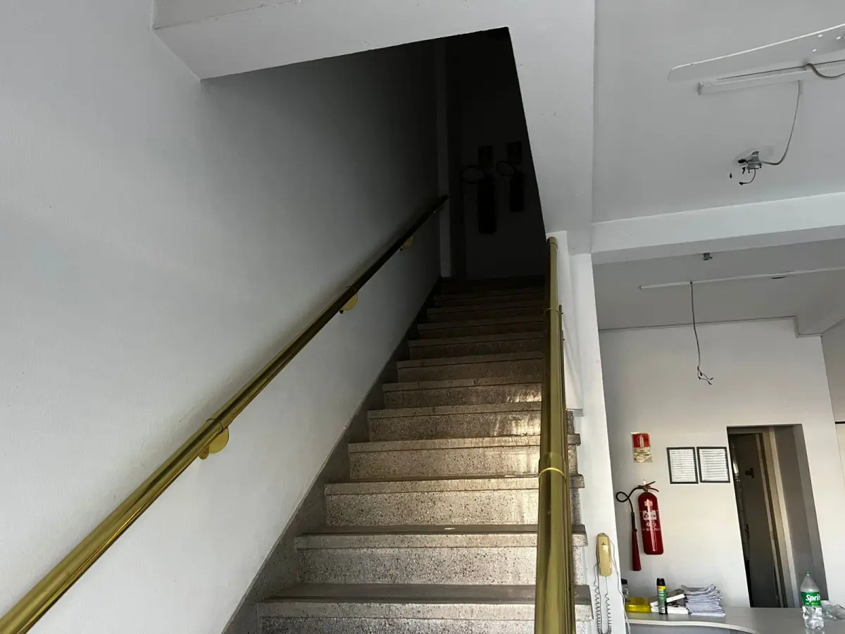 LOTE 001 - Depósito nº 9 do Empreendimento Condominial na R. Sergio Jungblut Dieterich nº 816, Porto Alegre, com entrada independente, e 3 box