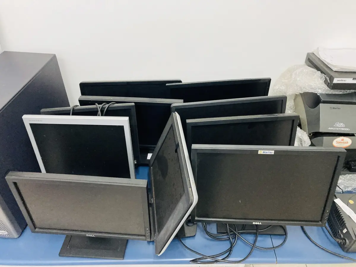 LOTE 007 - Bens diversos