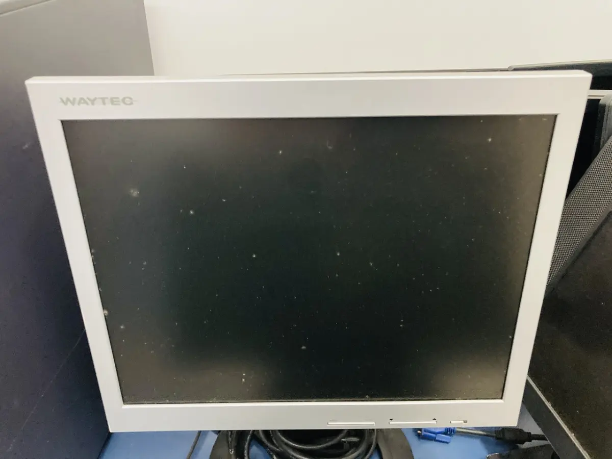 LOTE 007 - Bens diversos