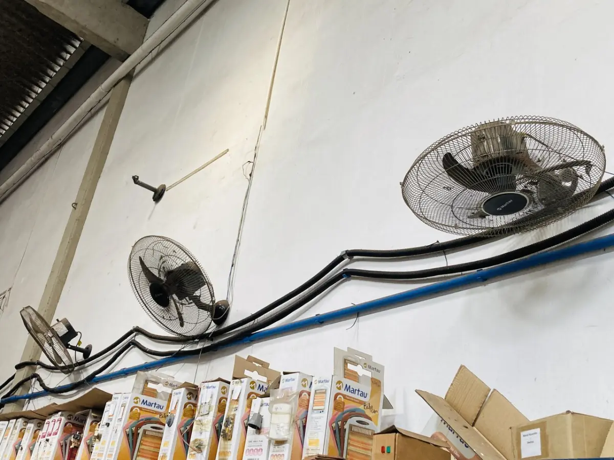 LOTE 007 - Bens diversos