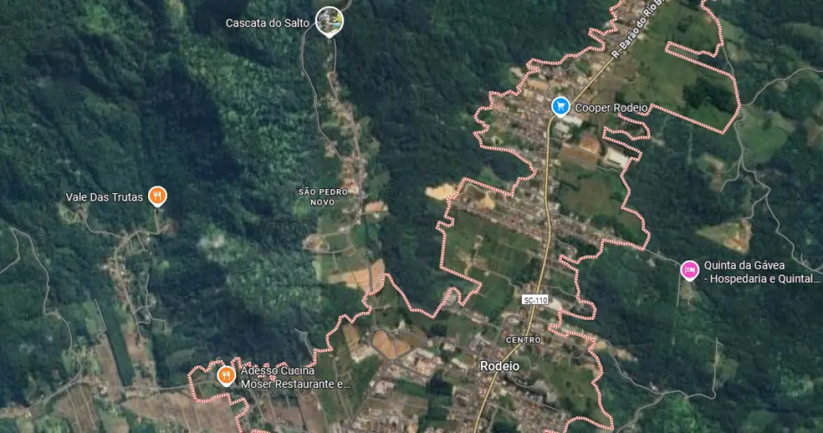 LOTE 000 - Um terreno rural, parte dos lotes nº 6 e 8, situado no Ribeirão do Salto, no Município de Ro-deio