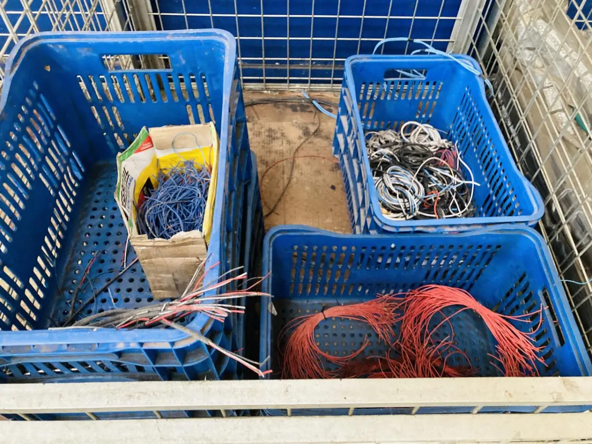 LOTE 007 - Bens diversos