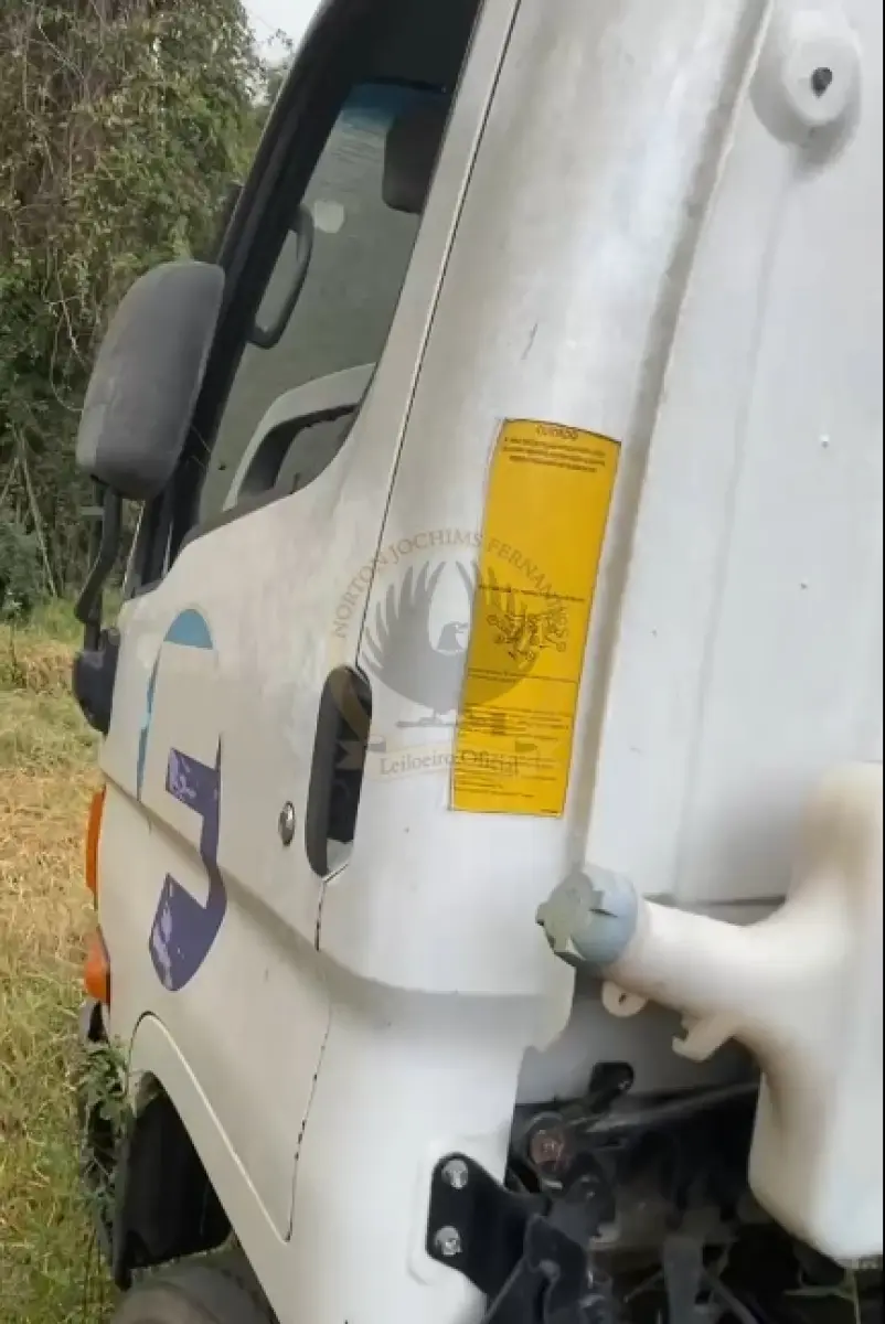 LOTE 008 - Caminhão Hyundai HD 80, fabricação/modelo 2021/2022, diesel, cor branca, carroceria fechada (sem chave)