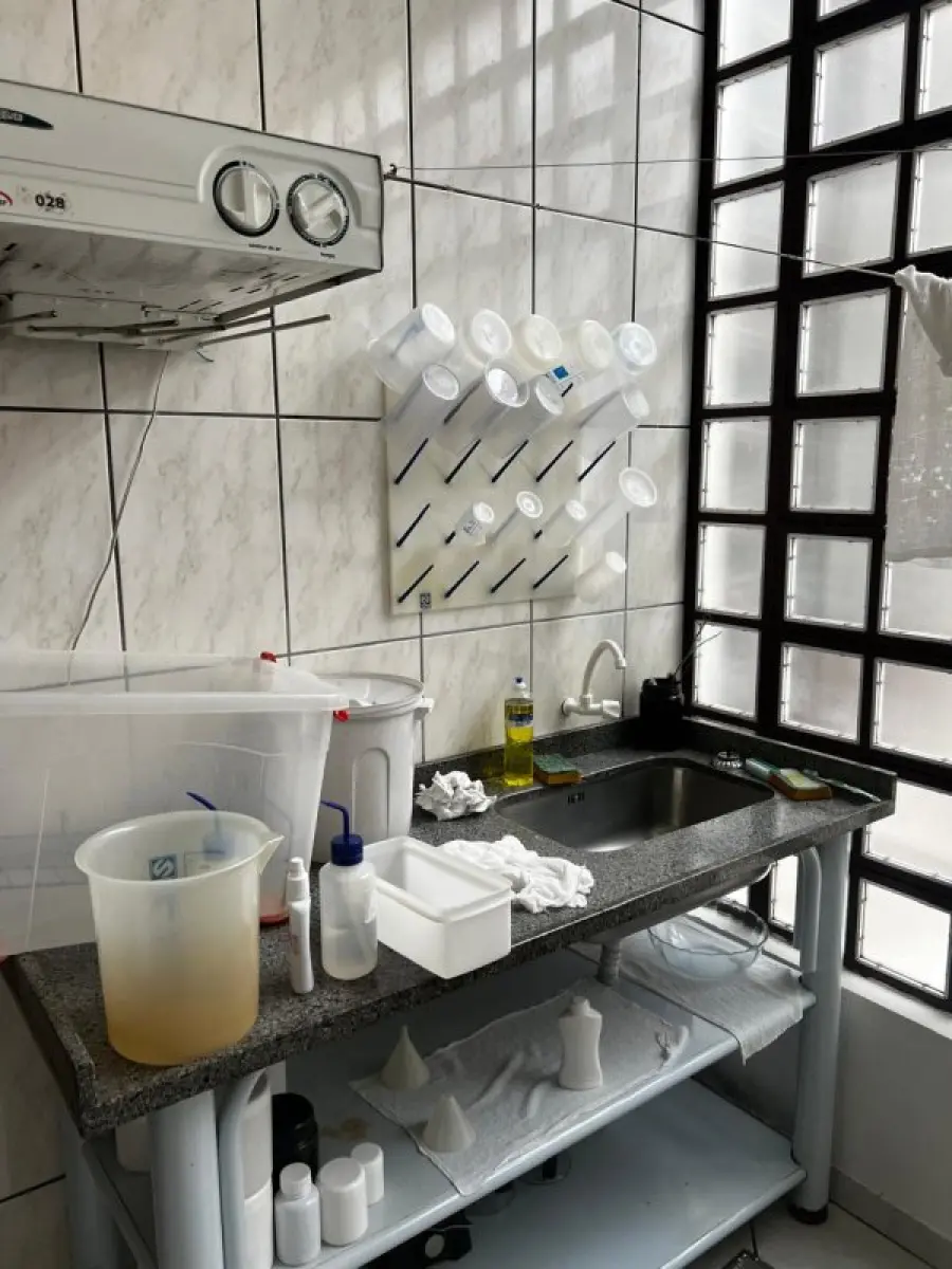 LOTE 000 - FARMACIA DE MANIPULAÇÃO COMPLETA