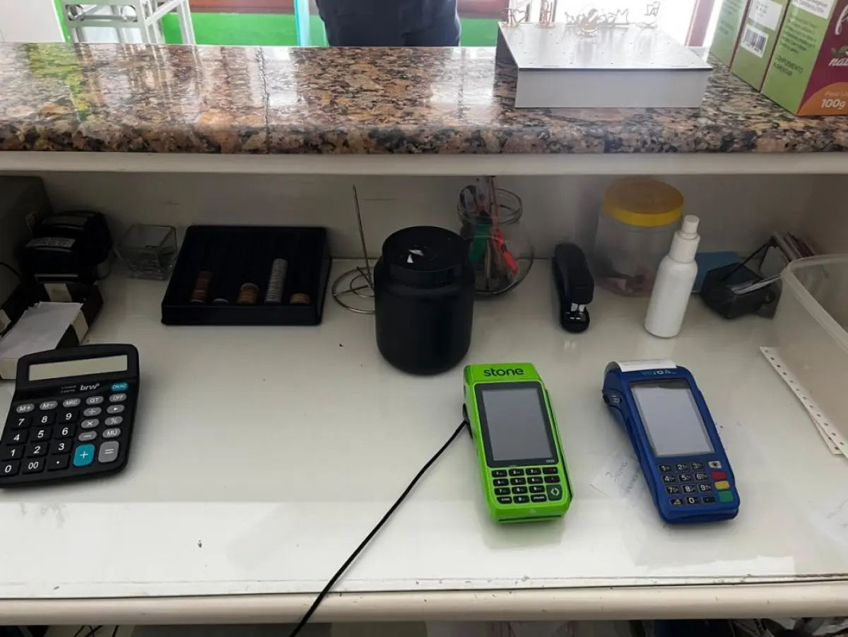 LOTE 000 - FARMACIA DE MANIPULAÇÃO COMPLETA