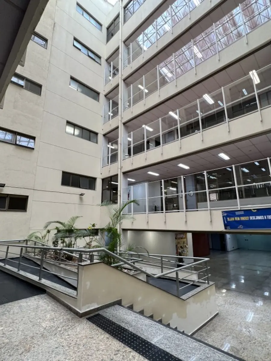 LOTE 001 - O imóvel está localizado no Bairro Planalto em São Bernardo do Campo