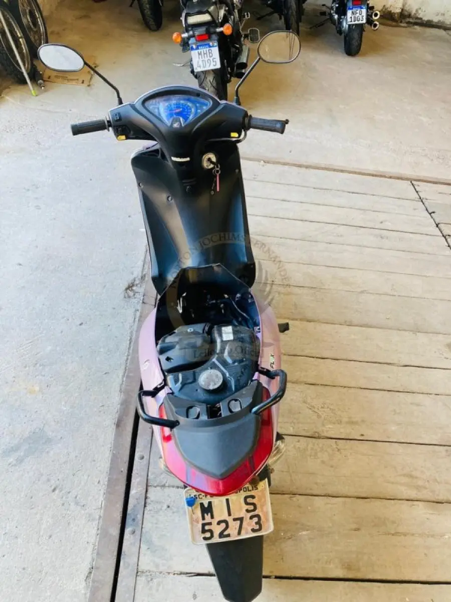 LOTE 005 - HONDA/BIZ 125 ES FLEX, fabricação/modelo 2011/2011