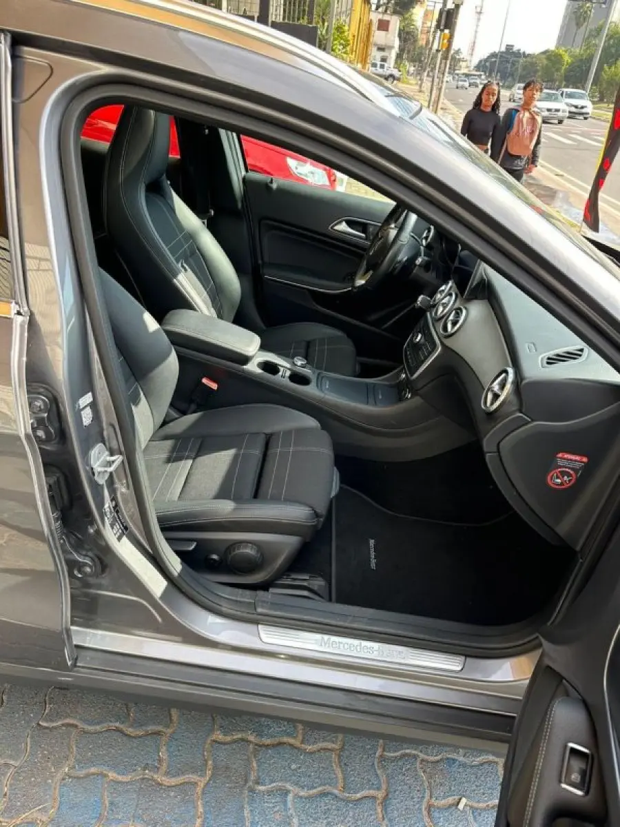 LOTE 003 - M.BENZ/GLA200FF 2017/2017