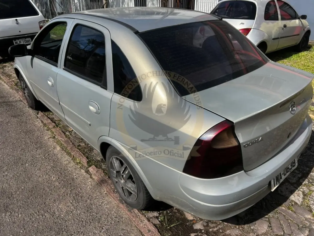 LOTE 003 - Corsa Sed. Premium 1.8 MPFI 8V FlexPower