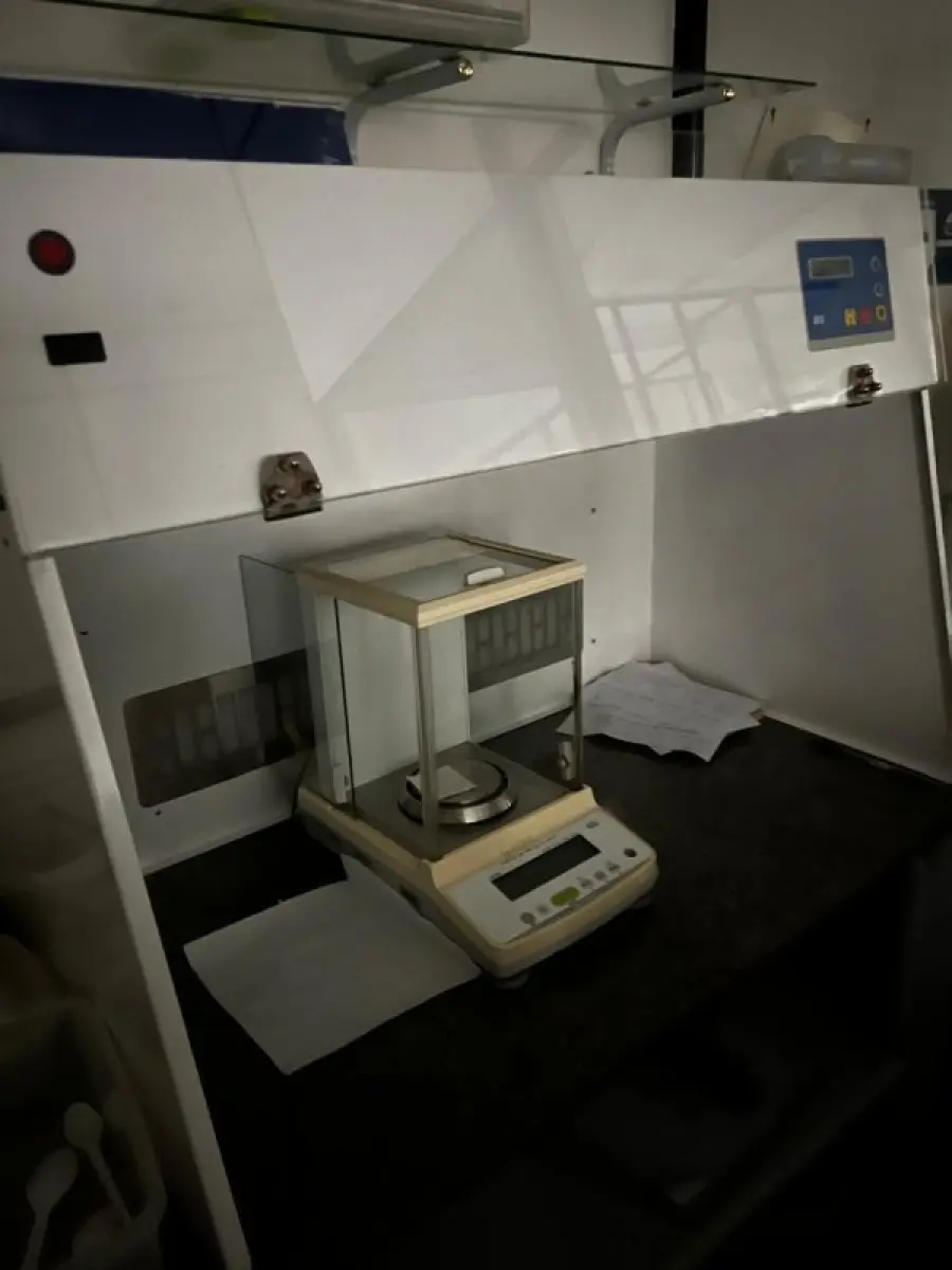 LOTE 000 - FARMACIA DE MANIPULAÇÃO COMPLETA