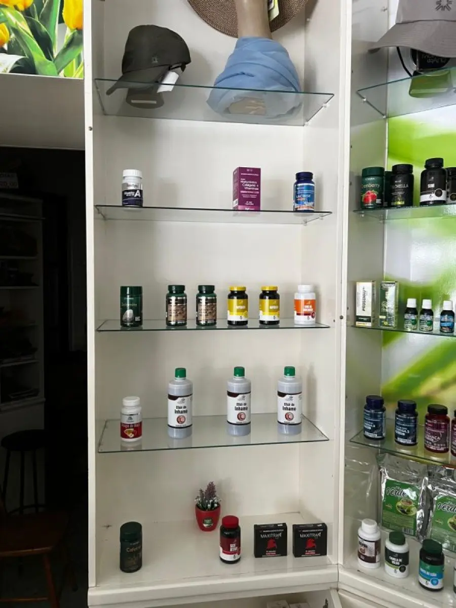 LOTE 000 - FARMACIA DE MANIPULAÇÃO COMPLETA