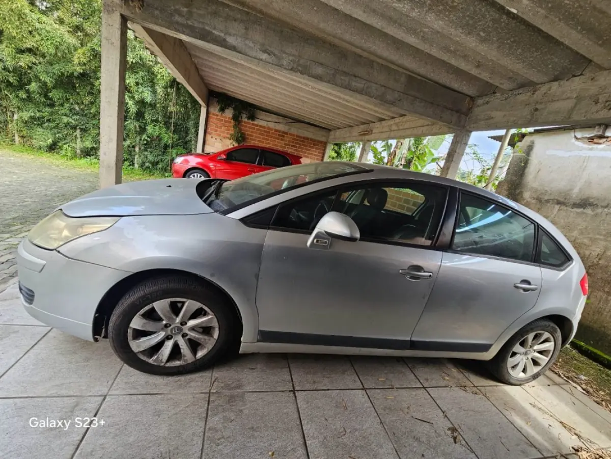 LOTE 005 - Citroen C4 GLX 2.0 Flex 16V 5p, fabricação/modelo 2010