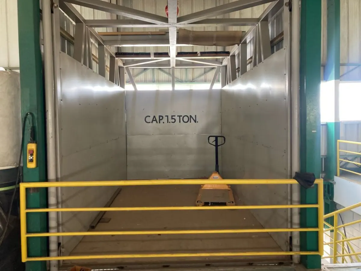 LOTE 002 - Bens Móveis (toda a fabrica)