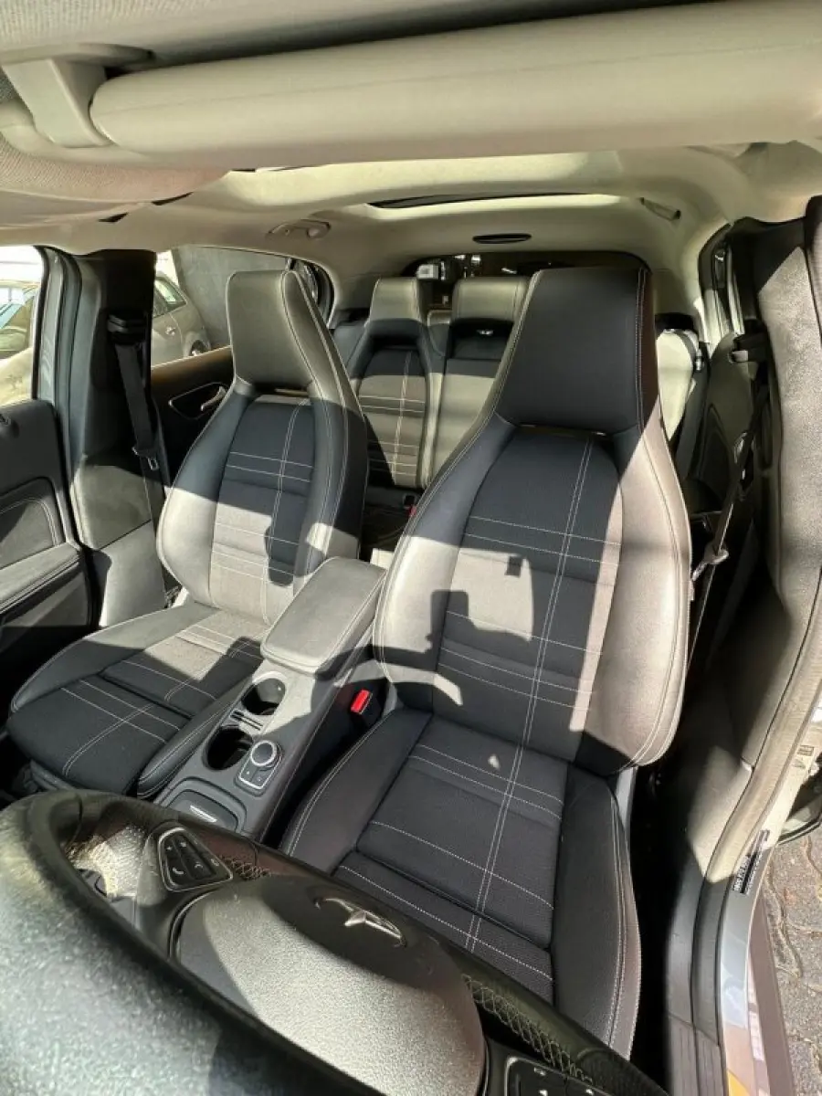 LOTE 003 - M.BENZ/GLA200FF 2017/2017