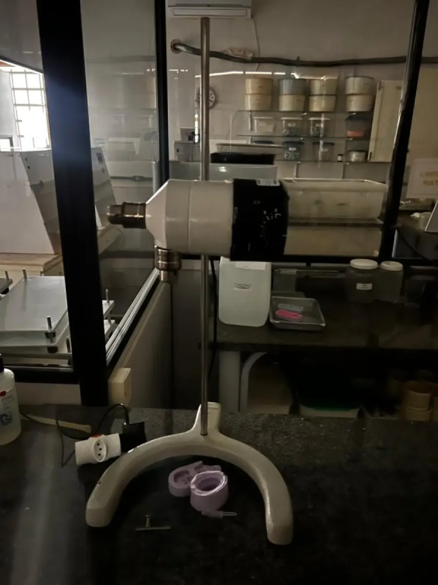 LOTE 000 - FARMACIA DE MANIPULAÇÃO COMPLETA