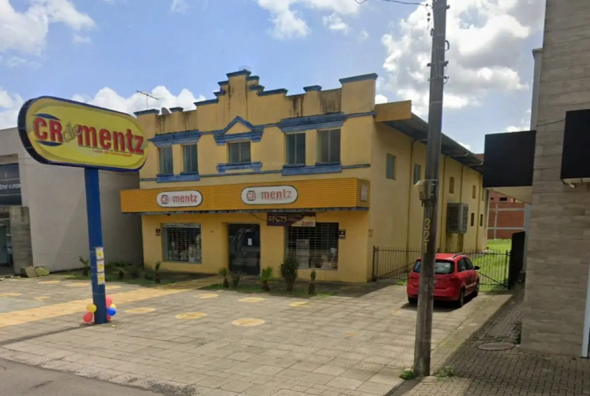 LOTE 001 - IMÓVEL NO CENTRO DE ESTANCIA VELHA / RS a Rua Portão 341, com área aprox. de 1.665,30m2