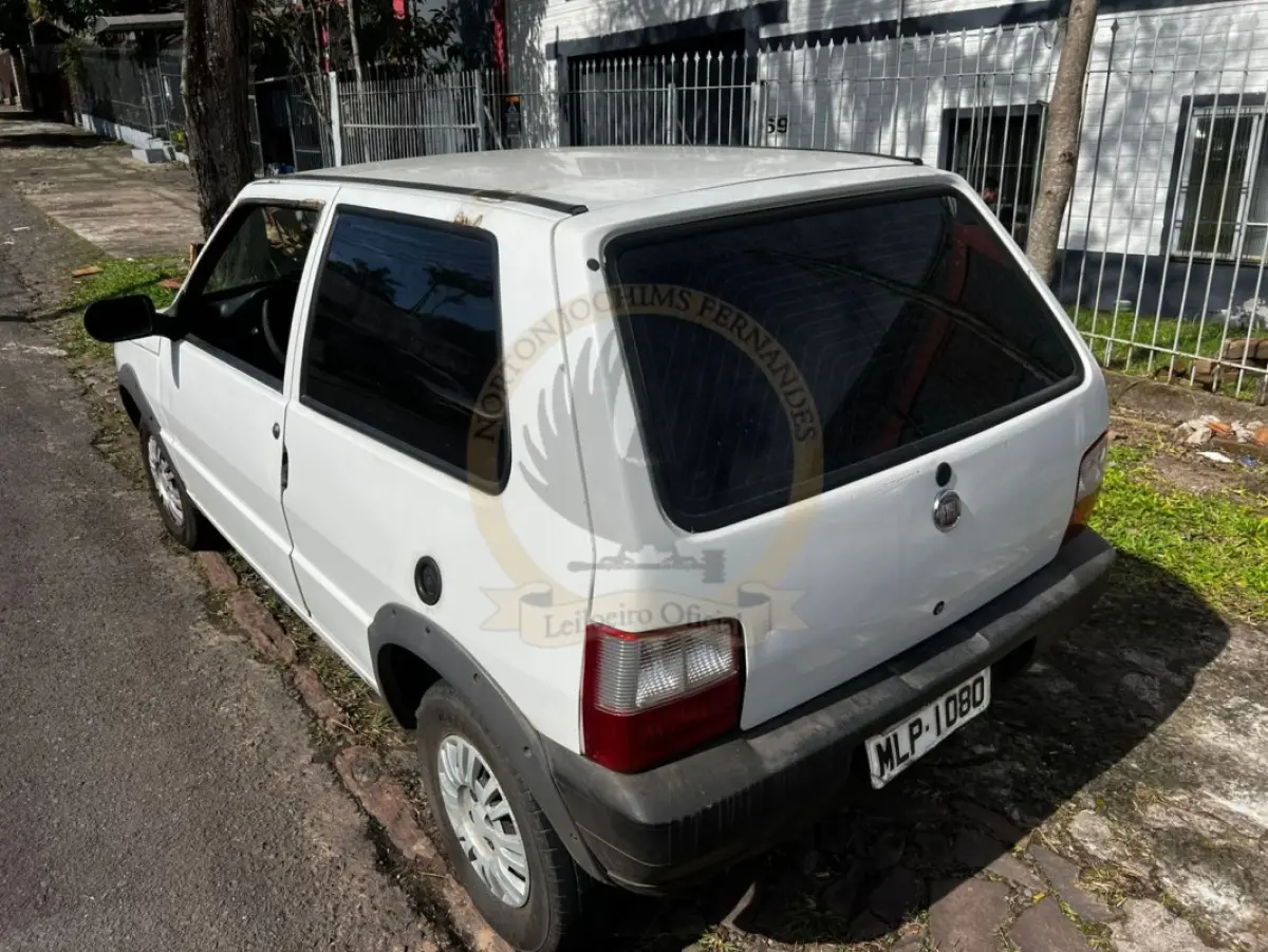 LOTE 002 - Fiat Uno Mille WAY ECONOMY 1.0 F.Flex 2p