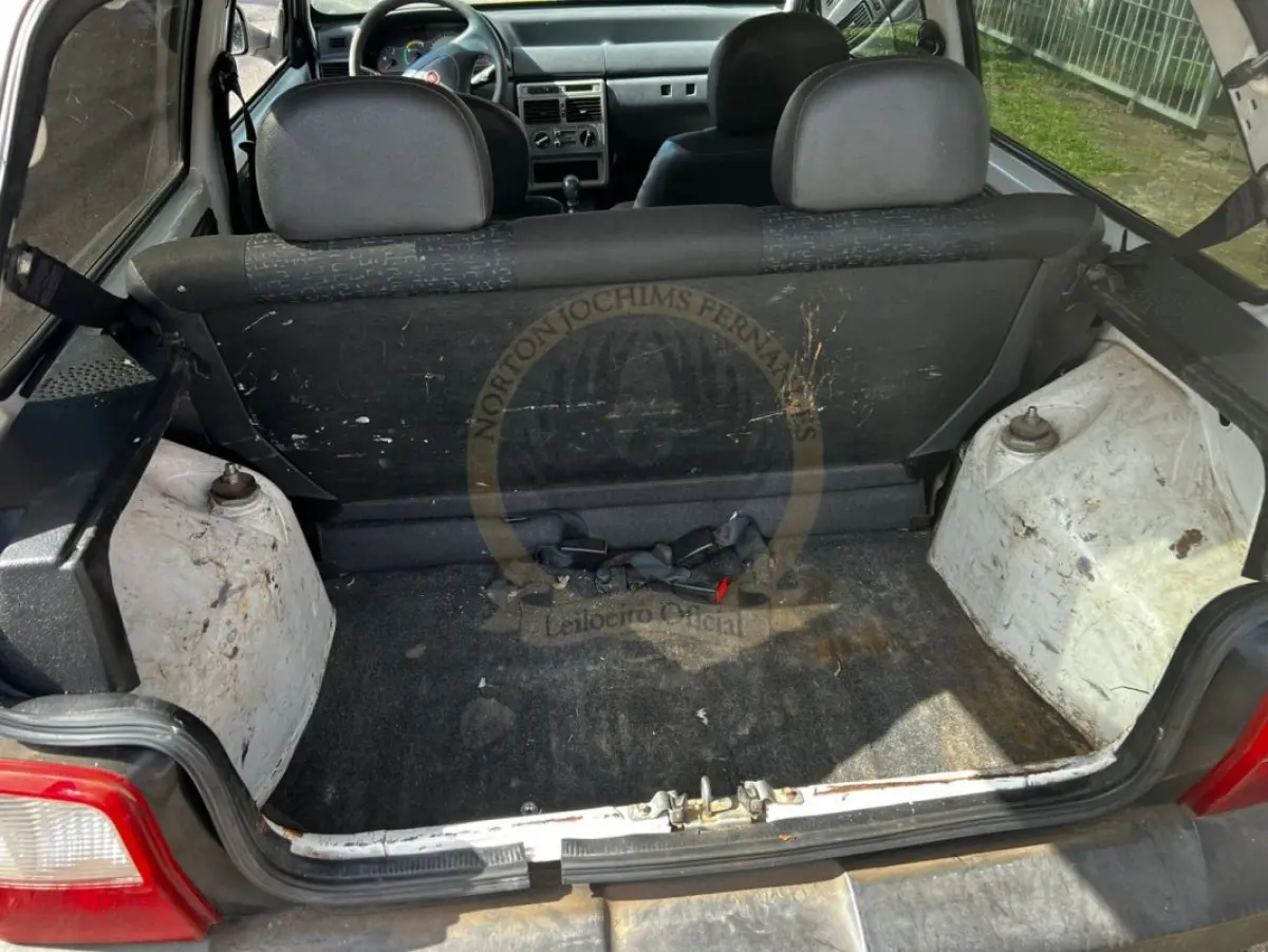 LOTE 002 - Fiat Uno Mille WAY ECONOMY 1.0 F.Flex 2p