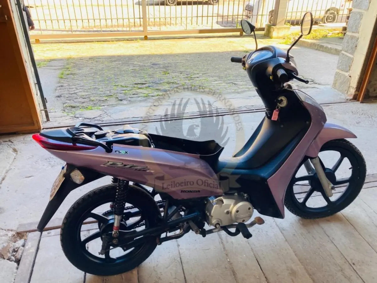 LOTE 005 - HONDA/BIZ 125 ES FLEX, fabricação/modelo 2011/2011