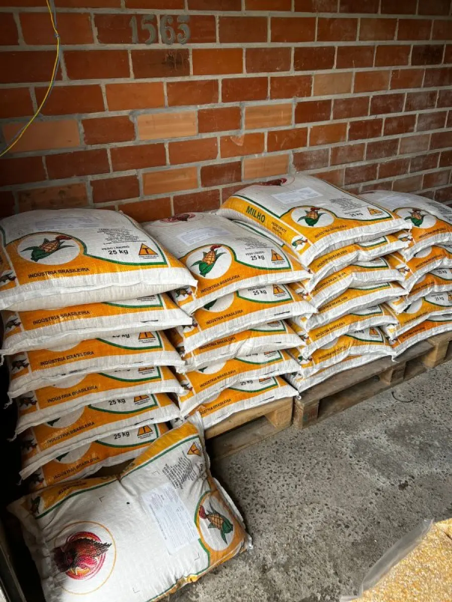 LOTE 001 - Loja agropecuária completa (toda a loja)