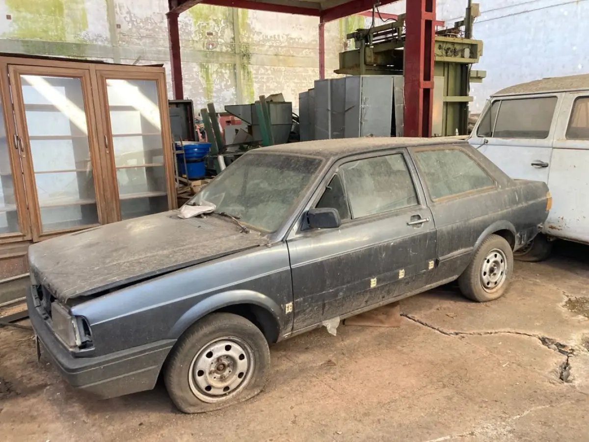 LOTE 036 - VW/Voyage GL, fabricação/modelo 1989/1989, cor cinza