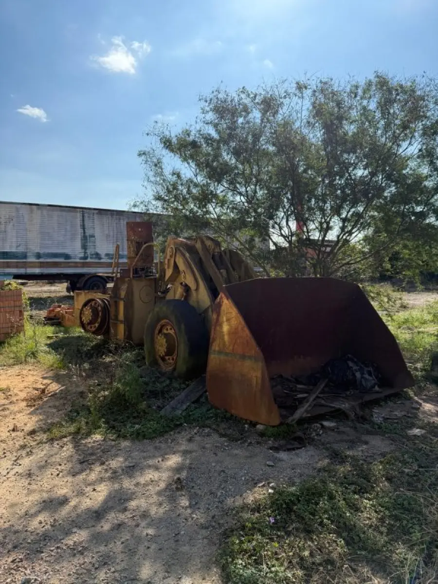 LOTE 001 - Lote sucatas