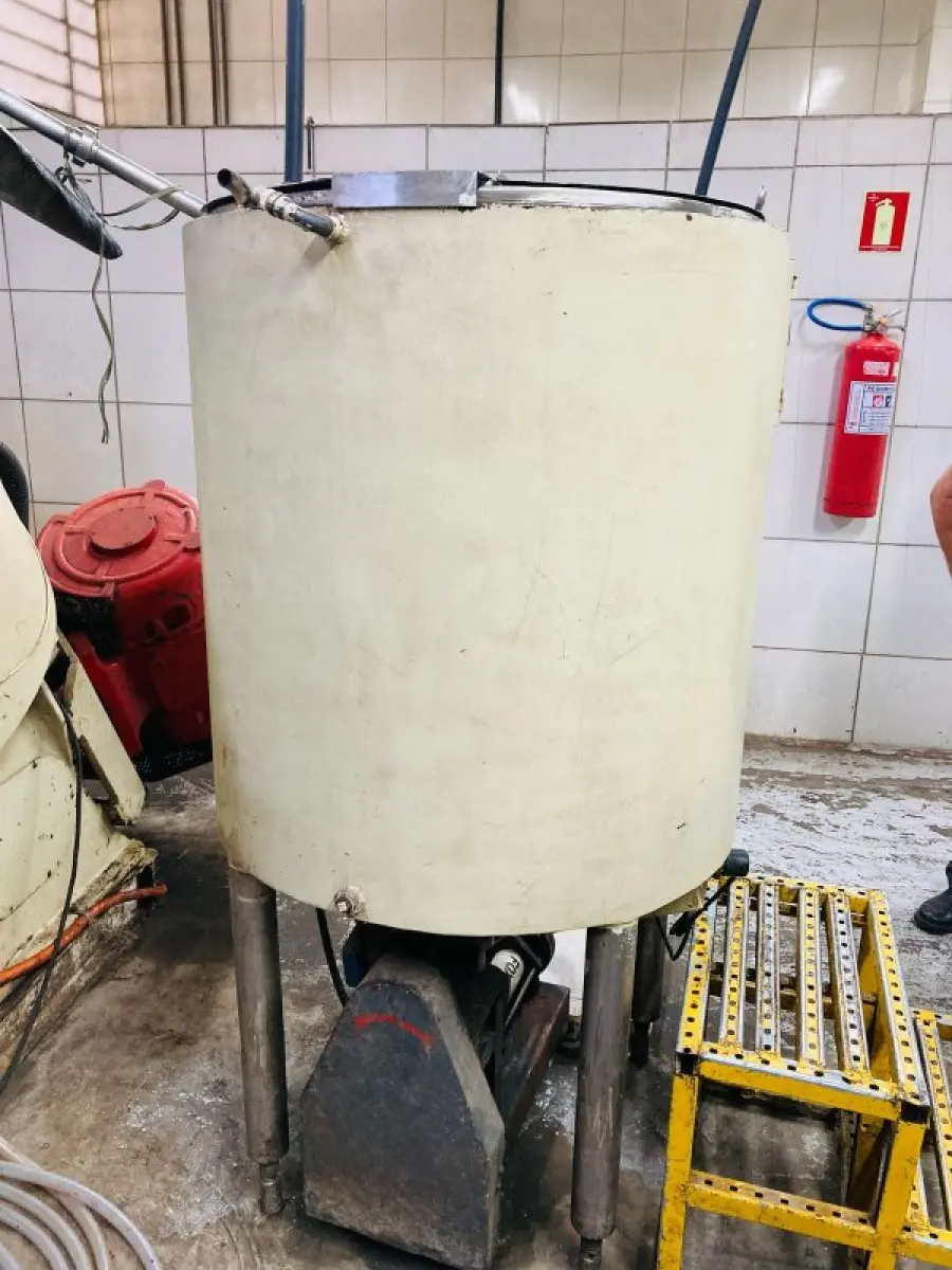 LOTE 010 - Produção chocolate