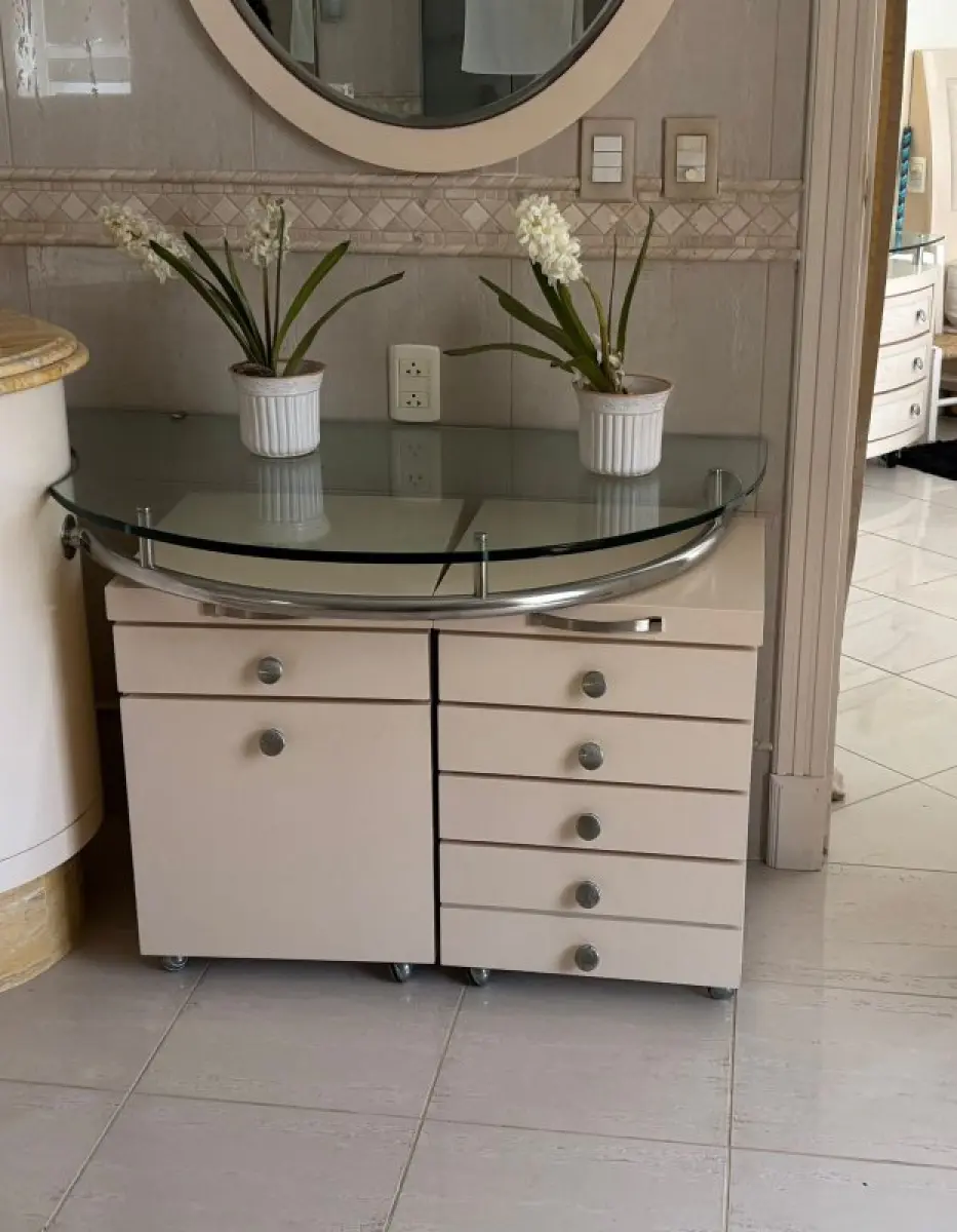 LOTE 000 - Lote de moveis para casa