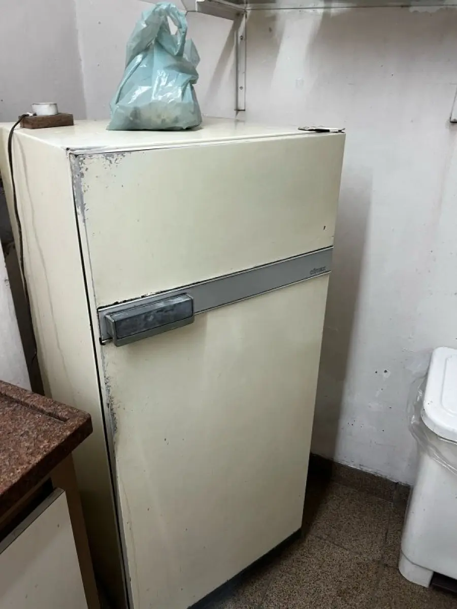 LOTE 016 - Laboratório